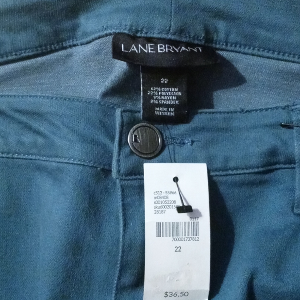 Capris - Picture 2 of 4